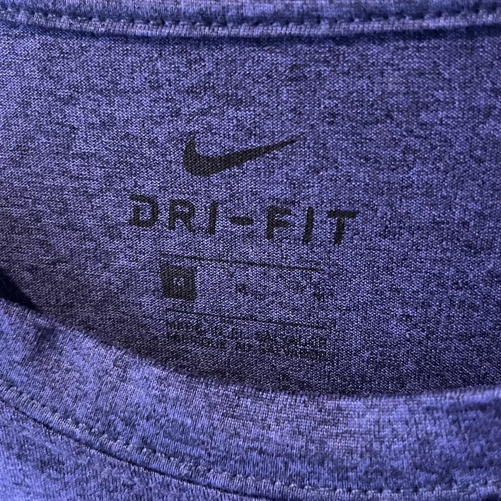 Nike Men's Deep Blue Short Sleeve Tee - Picture 2 of 3